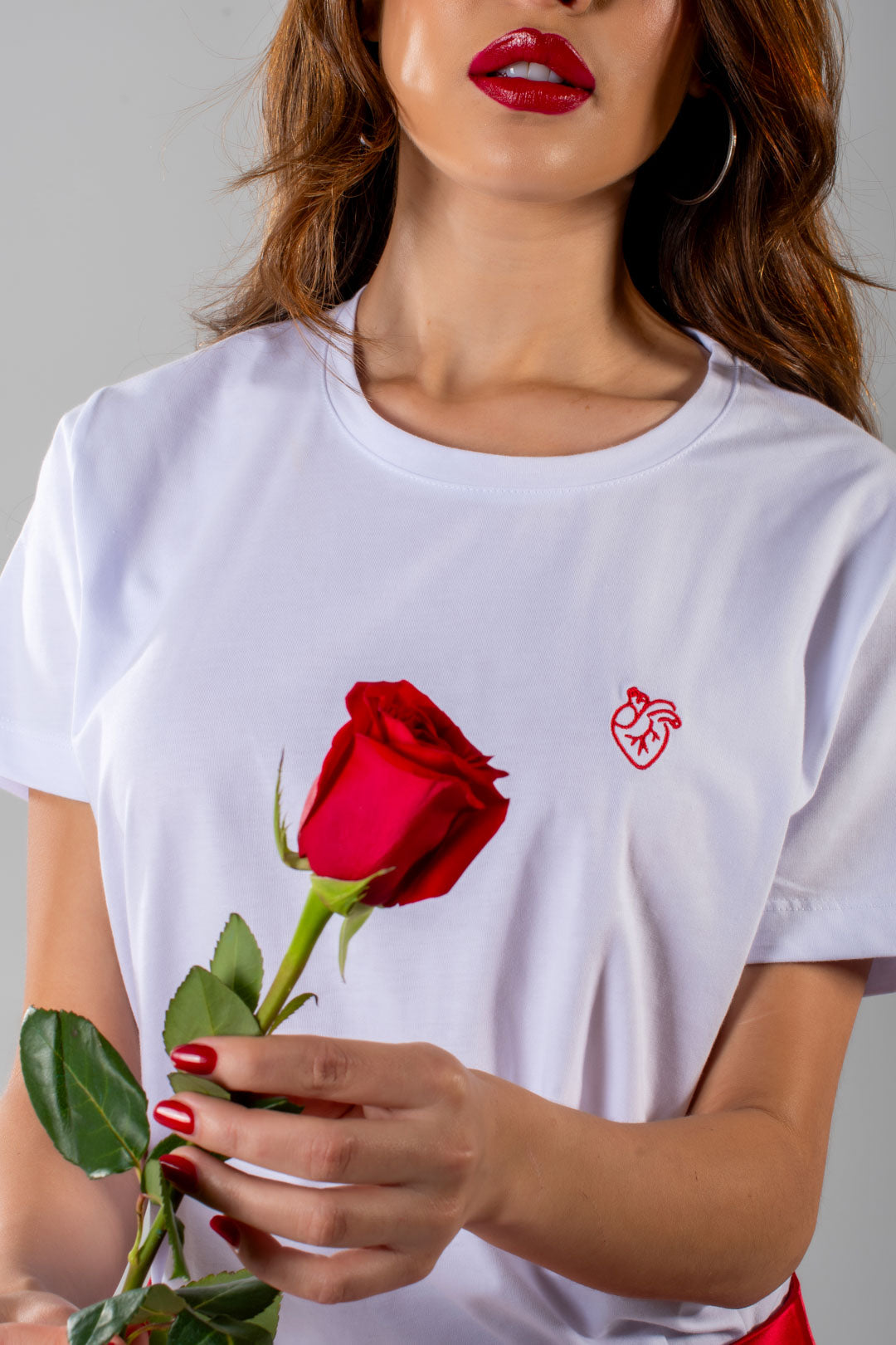 Camiseta Heart Basica en Algodon Bordada